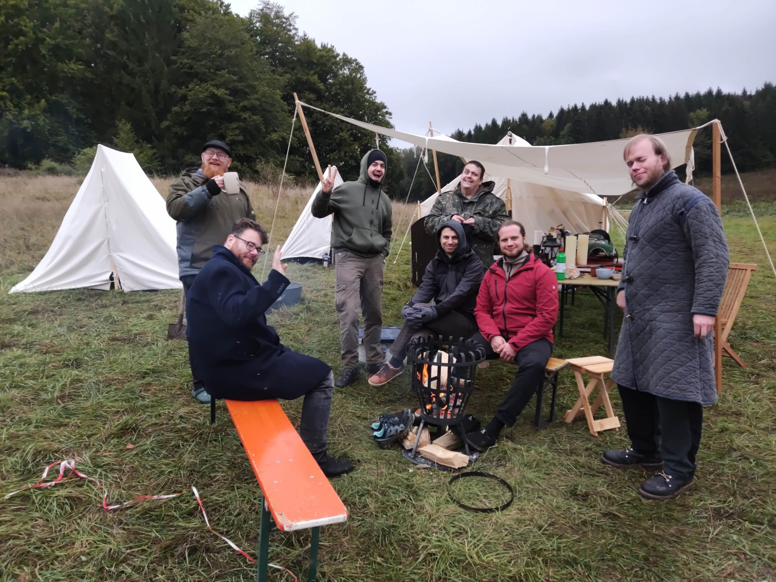 1. Gespräche am Feuerkorb mit der Faust Myrias